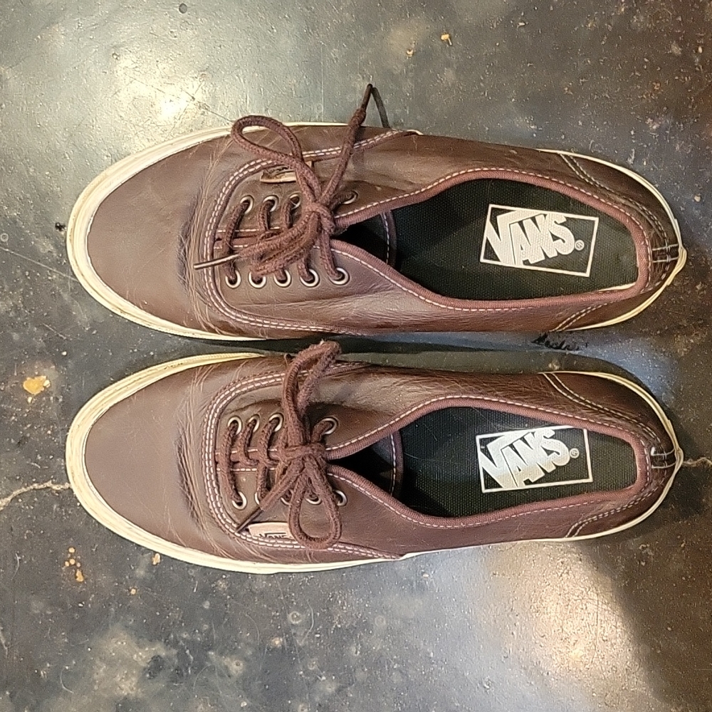 Vans brown leather.  Men's size 7, Women's size 8.5